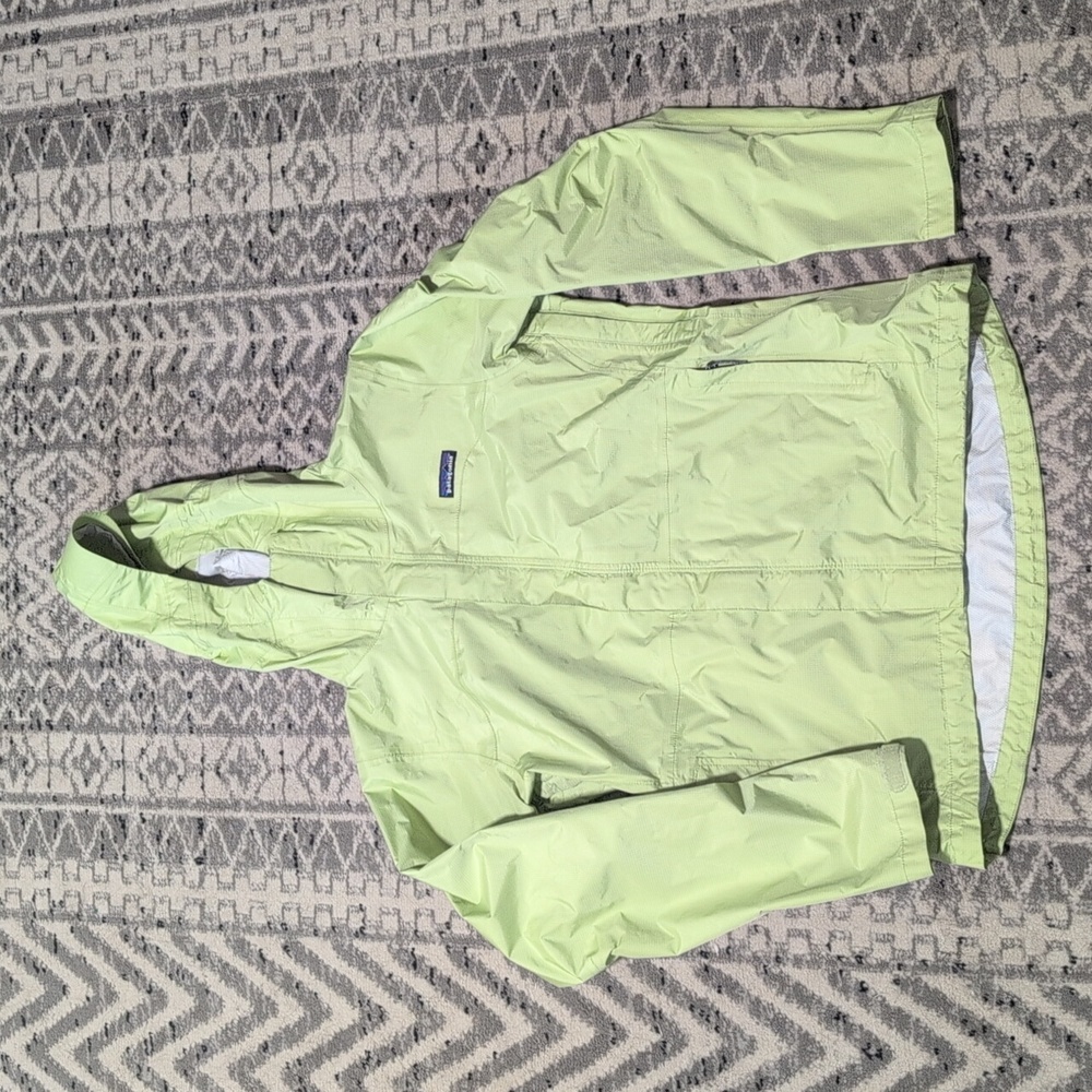 Patagonia Rain Shell Women's M